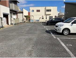 【駐車場】 | ファミーユまつばら　(ペット仕様)