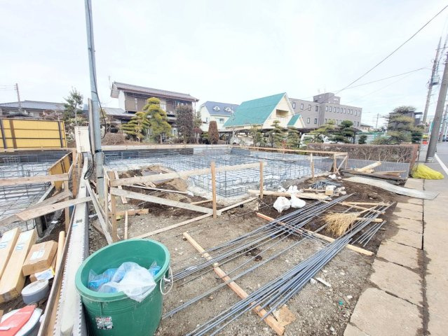 宇都宮市雀の宮 6丁目 全2棟の外観|〇2号棟〇
3（4）LDK+カースペース2台
将来の家族構成の変化に対応できる、4LDKに変更可能なフレキシブルプランです♪
※2026年2月撮影