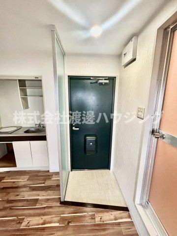 エタニ第2ビルの玄関