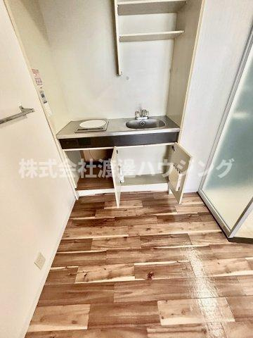 エタニ第2ビルのキッチン|キッチン下収納