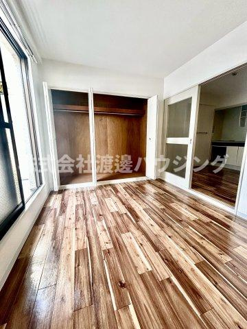 エタニ第2ビルの居間・リビング