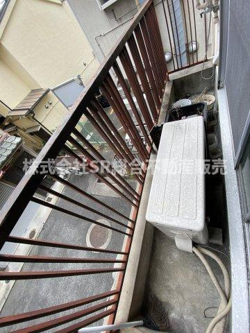 菱江1丁目中古戸建のバルコニー|2面にバルコニーがあります。