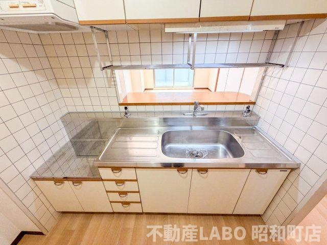 シャトークレールのキッチン