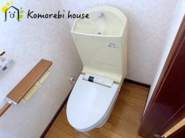 白岡市篠津　中古一戸建てのトイレ|26.2.21撮影済み