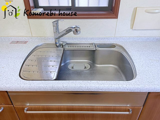 白岡市篠津　中古一戸建てのキッチン|26.2.21撮影済み