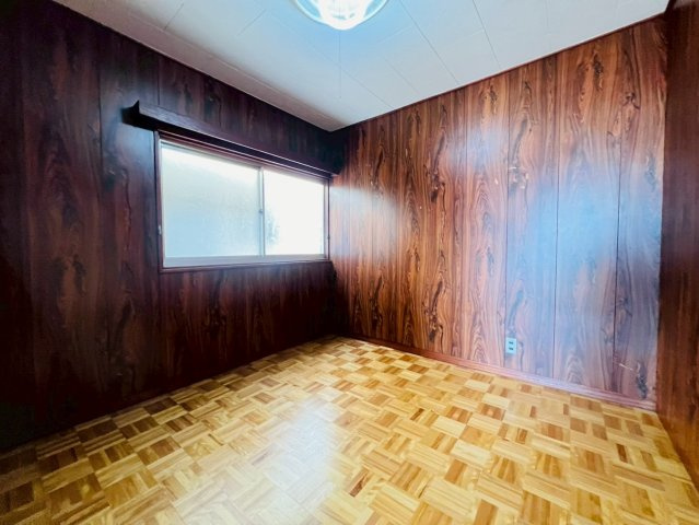 東垂水２丁目貸家の子供部屋