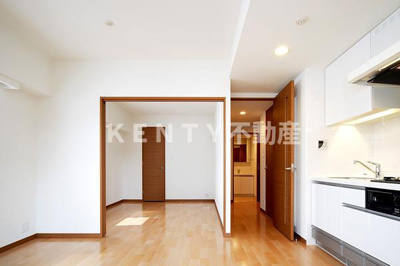 【居間・リビング】 | レジディア大井町Ⅱ | リビングです