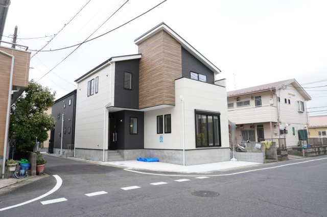 越谷市宮本町3丁目 新築分譲住宅