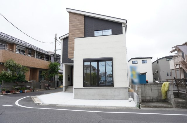 越谷市宮本町3丁目 新築分譲住宅の外観