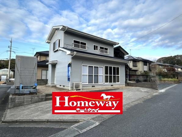 【外観】 | 仲介手数料無料！船木小学校に通えるリフォーム済み中古住宅　宇部市大字船木 | かわいいお家になって誕生しました