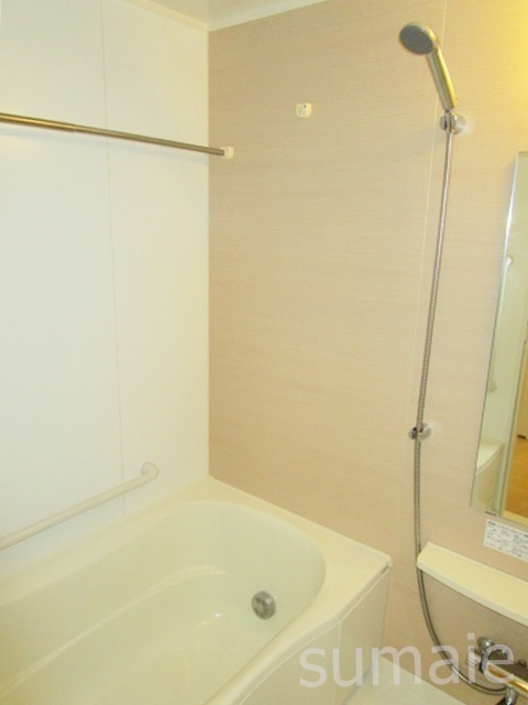 ロイヤルパークス新田の浴室|バスタブです☆