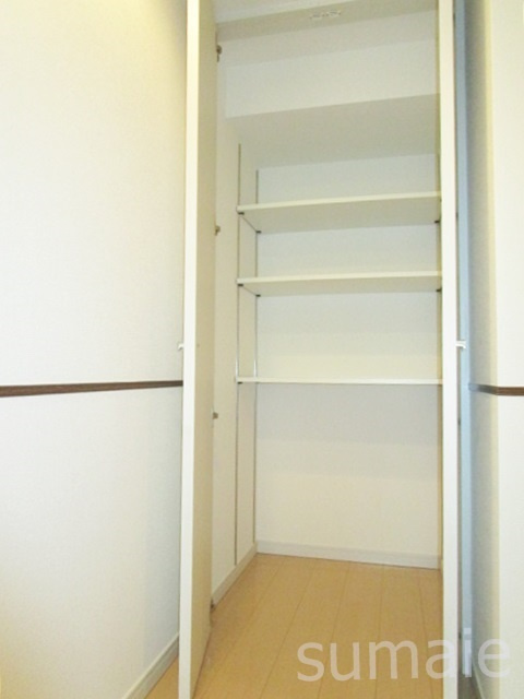 ロイヤルパークス新田の収納|クローゼットです☆