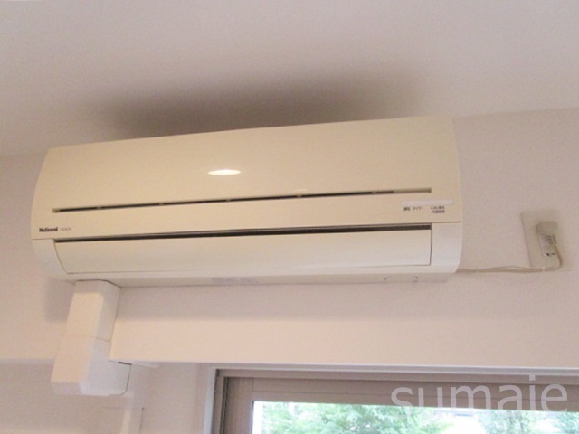 ロイヤルパークス新田の収納|エアコンです☆