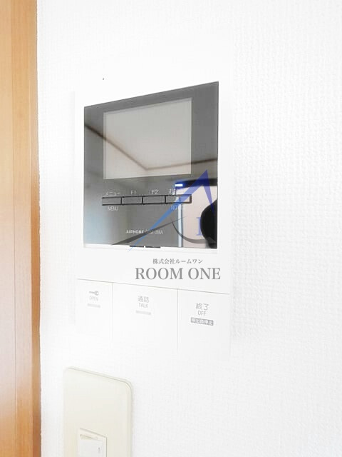 メゾン・ド・ソレイユのセキュリティ|モニター付きインターホンです。