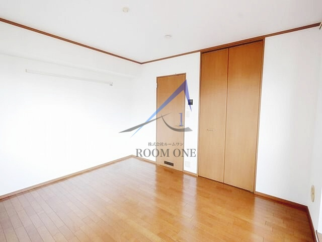 メゾン・ド・ソレイユのその他