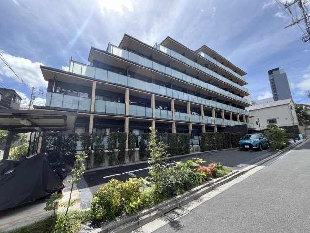新宿区新宿６丁目のマンションの画像