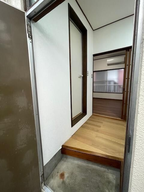 ホーキョハウスの玄関