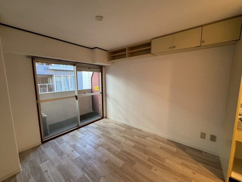 ロジマン御苑の内装