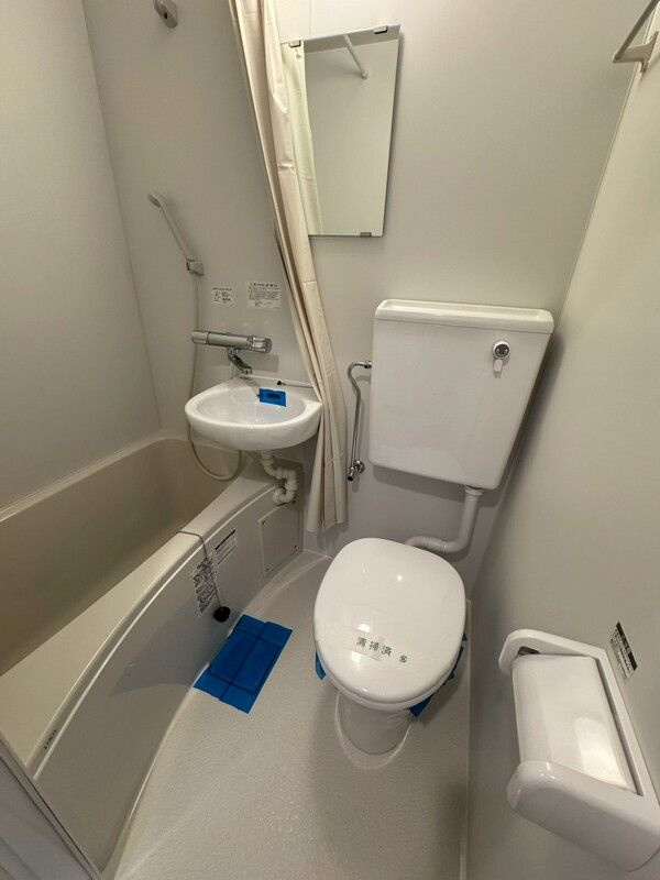 ロジマン御苑の浴室