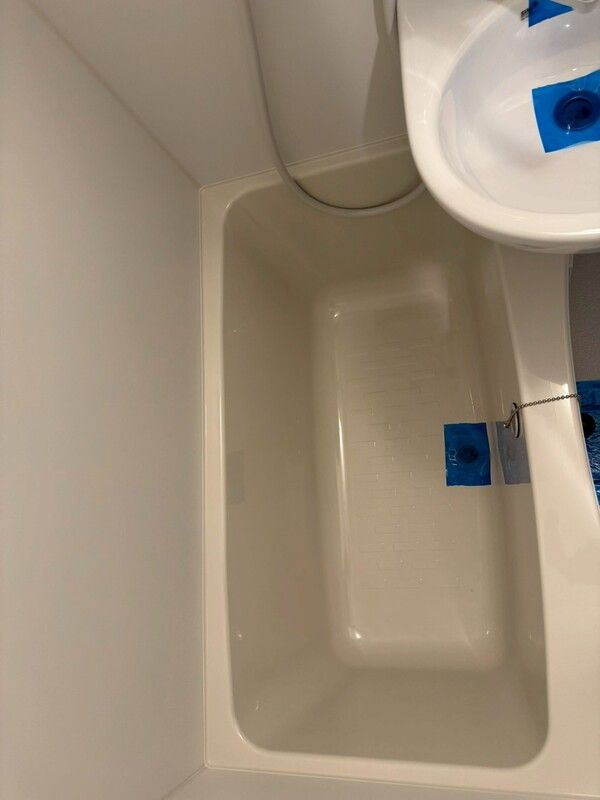 ロジマン御苑の浴室