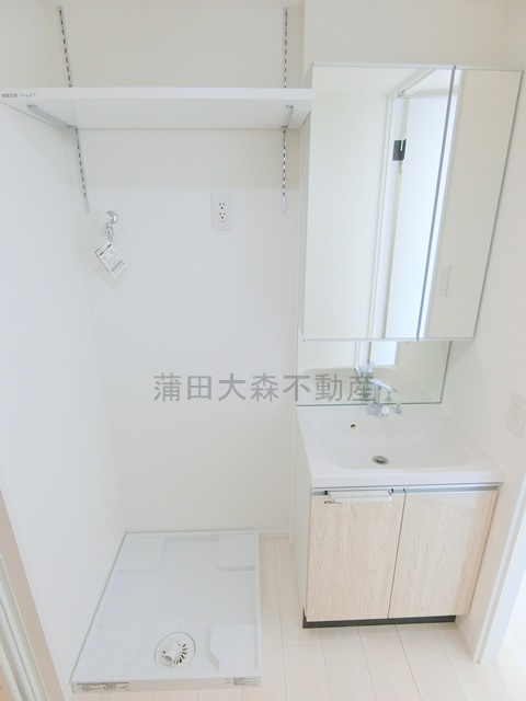 LUORE池上の洗面所|洗面脱衣所　独立洗面台　室内洗濯機置き場