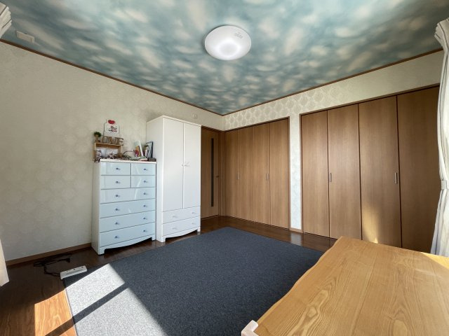中古戸建・中古住宅　三春町大字斎藤　中妻小学校・三春中学校のその他|各部屋クローゼットがついておりますので、小物やお洋服をたっぷり収納可能。