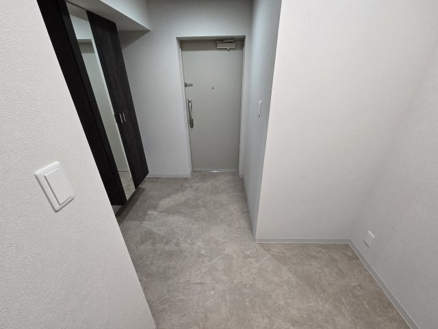 ルフレイユ 泉 久屋大通公園|名古屋市の賃貸ならMy賃貸の玄関|ルフレイユ 泉 久屋大通公園