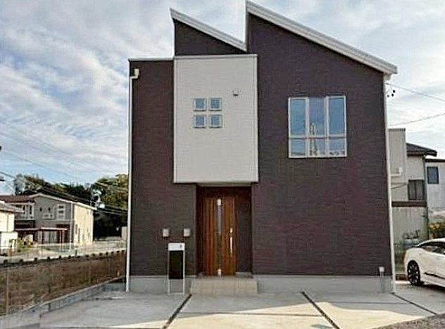 碧南市六軒町１丁目の外観