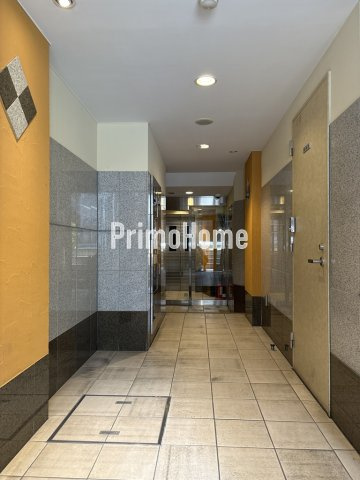 ドルチェ京橋壱番館のロビー