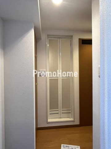 ドルチェ京橋壱番館の玄関