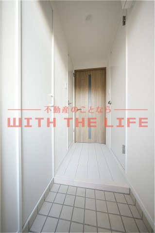 ラルヴェール試験場前Ⅲ【10.000円キャッシュバック対象物件】の玄関|きれいな玄関です