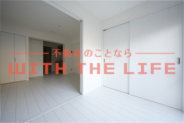 ラルヴェール試験場前Ⅲ【10.000円キャッシュバック対象物件】の居間・リビング|リビングです