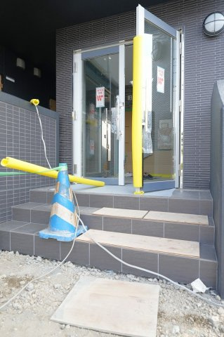 ラルヴェール試験場前Ⅲ【10.000円キャッシュバック対象物件】のエントランス|建物の内部です