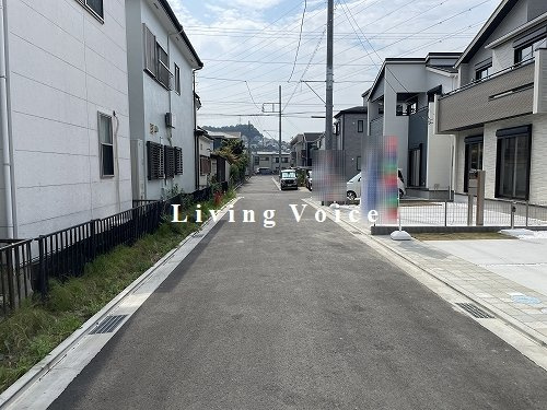 【仲介手数料０円】平塚市河内2期　新築一戸建て　全6棟の前面道路含む現地写真|平塚市河内2期　新築一戸建て　全6棟