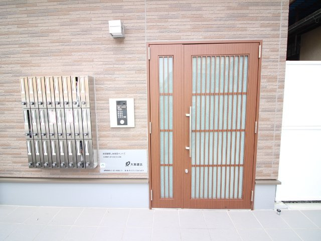 グランヒル長岡京のエントランス