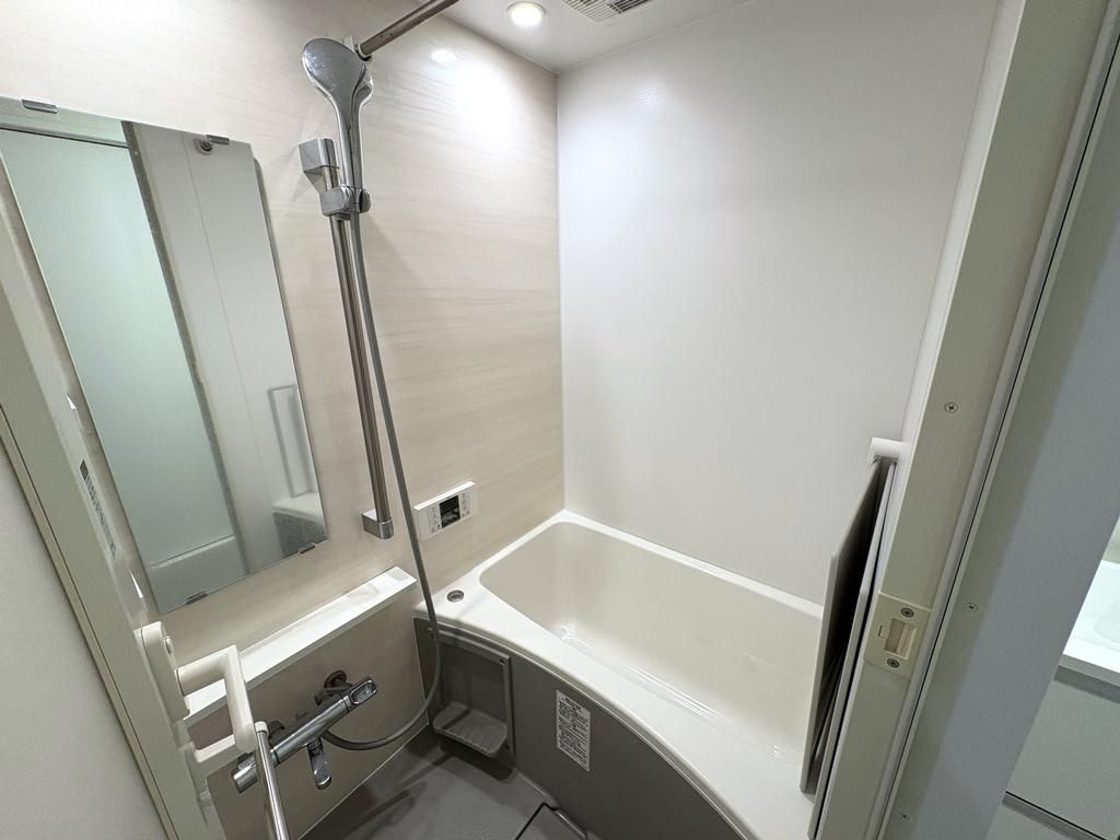 メイゾン南千住の浴室