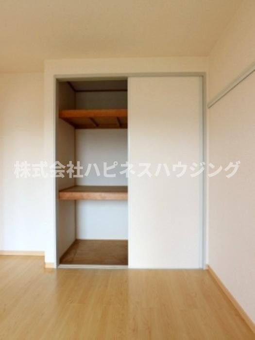 ローズ・ウッドの収納