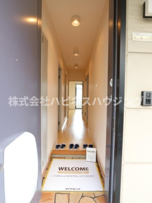 ローズ・ウッドの玄関