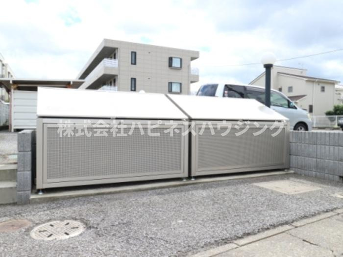 ローズ・ウッドのその他