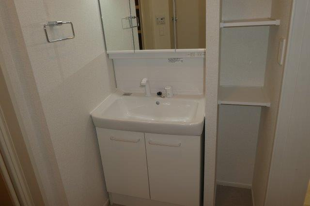 ラ・フレーズＦの独立洗面台|洗髪洗面化粧台