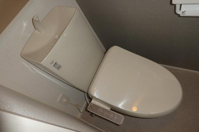 ラ・フレーズＦのトイレ|シャワー付きトイレ