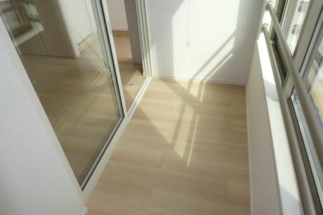 ラ・フレーズＦのバルコニー|サンルーム