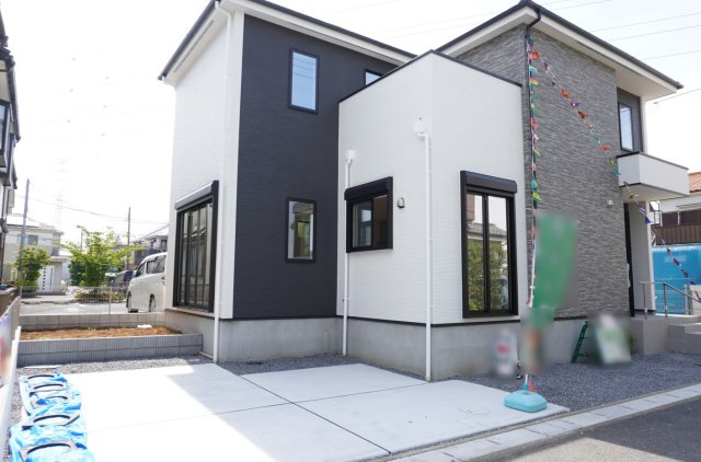 草加市苗塚町 新築分譲住宅