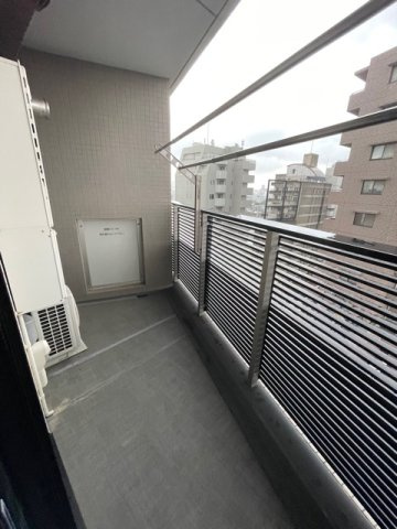【バルコニー】