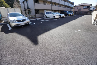 【駐車場】