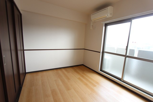 ドウェル当知の寝室