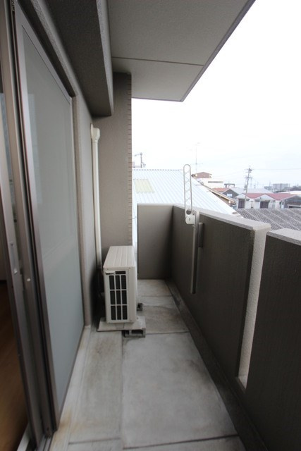 ドウェル当知のバルコニー