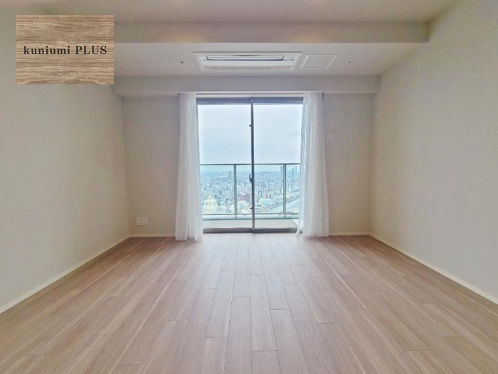 ザ・パークハウス中之島タワーの洋室