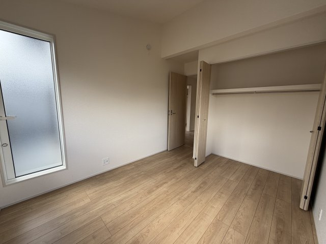 《仲介手数料無料》久喜市久喜東５丁目30-10新築一戸建てブルーミングガーデンの洋室|2F 5帖