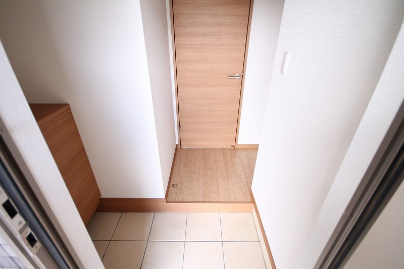 ＣＬＡＩＲ咲 Ｂの玄関